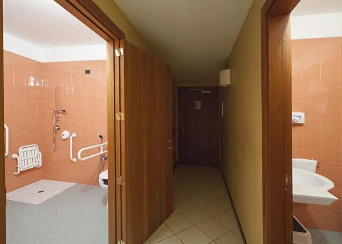 Tuo Hotel