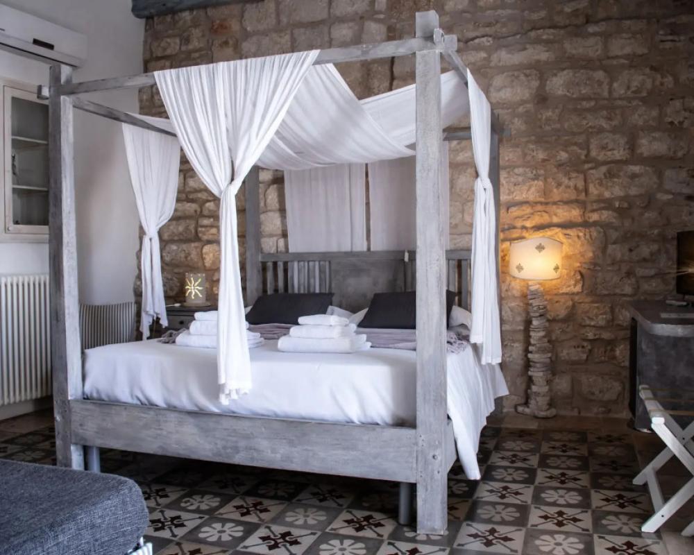 Antico Mondo Rooms & Suites