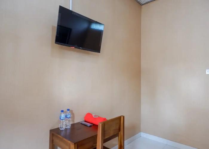 RedDoorz Syariah near Stasiun Gumilir Cilacap