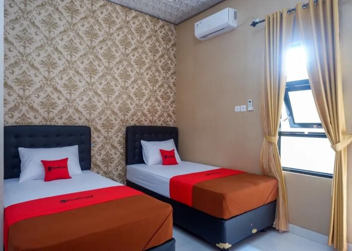 RedDoorz Syariah near Stasiun Gumilir Cilacap