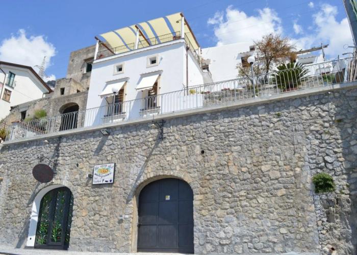 La Casa del Melograno