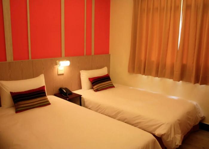 Prince To Travel Hotel