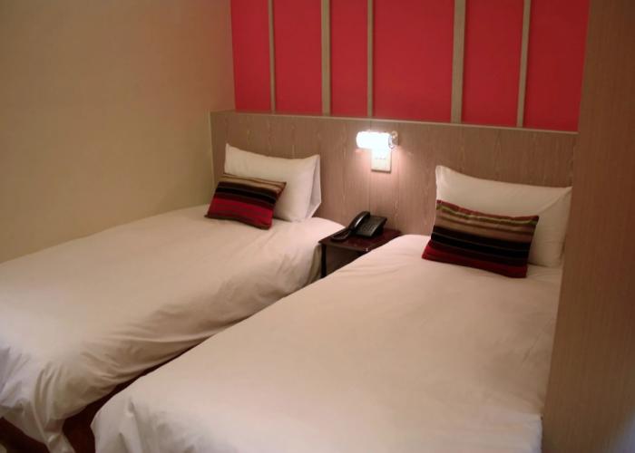 Prince To Travel Hotel