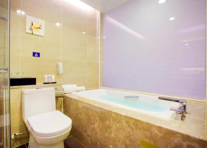 Tsun Huang Hotel