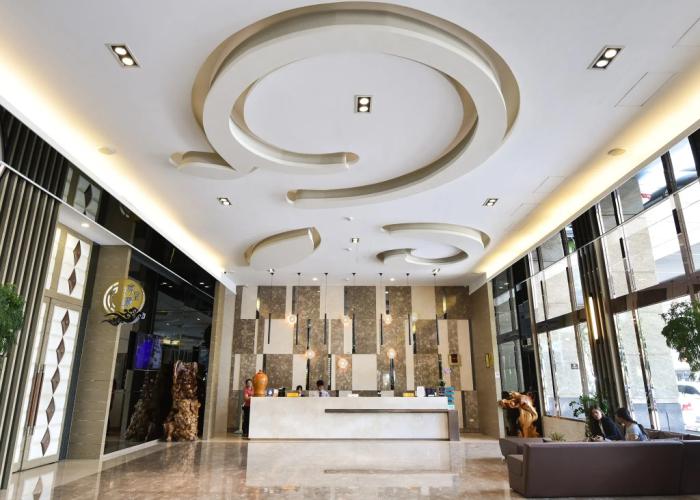 Tsun Huang Hotel
