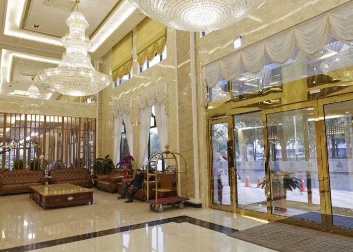 Royal Chiayi Hotel