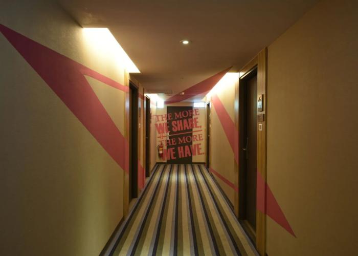 Travel Art Inn