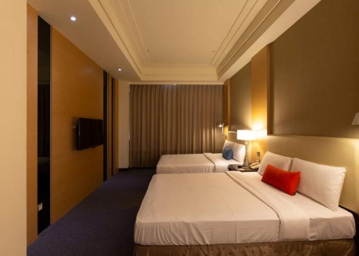 Ever Delightful Business Hotel