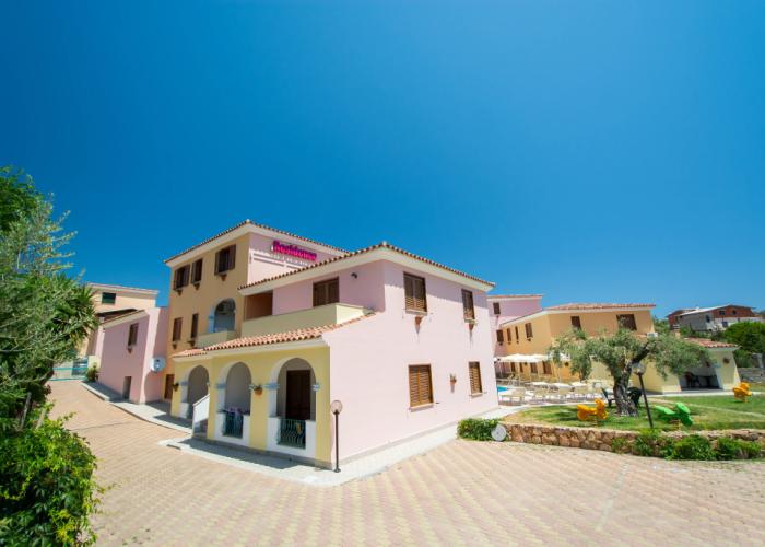 Cala Viola Residence con piscina