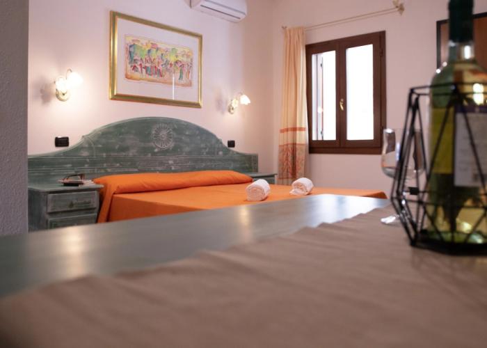 Cala Viola Residence con piscina