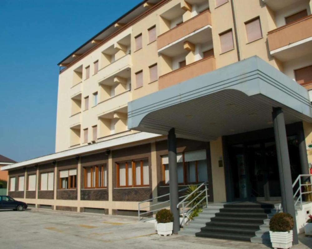 Hotel Touring Falconara Marittima