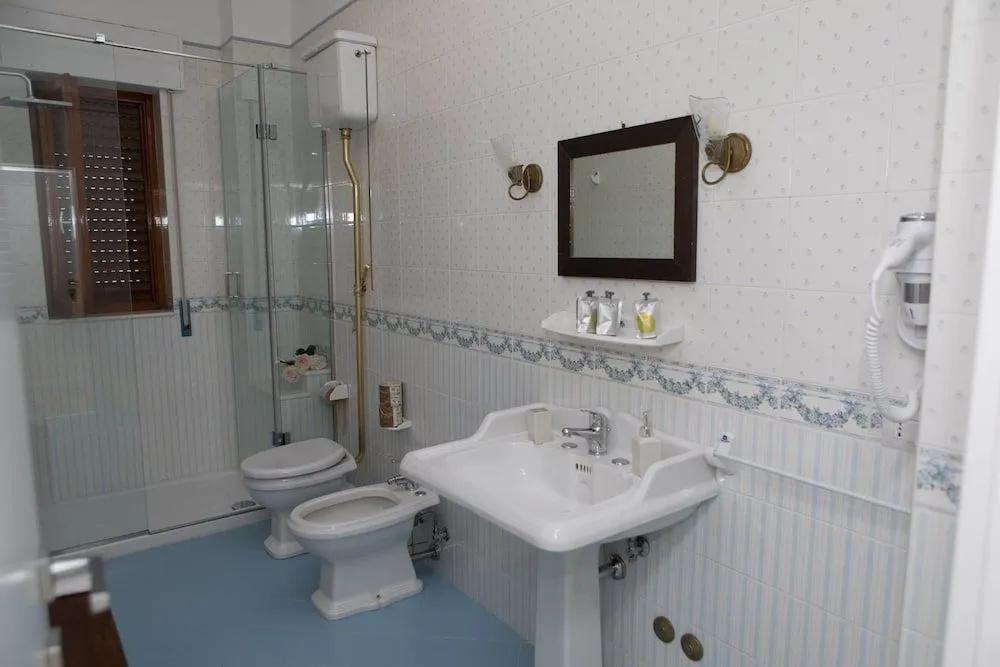 фото B&B 1951