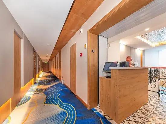Chenggang Hotel