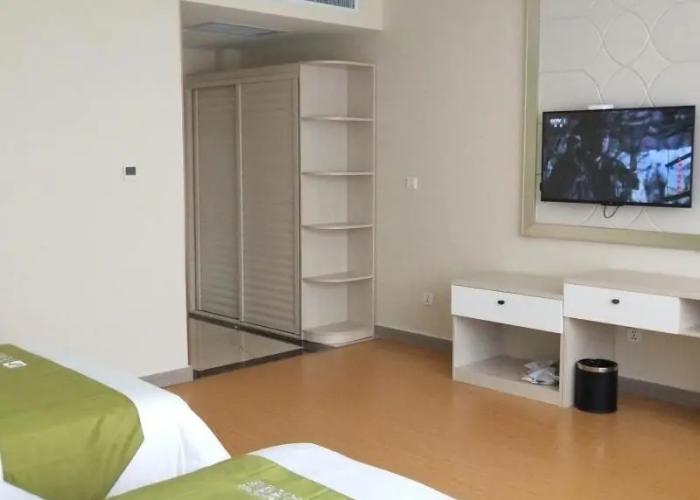 Shell Chengde Xinglong County Banbishan Town Hotel