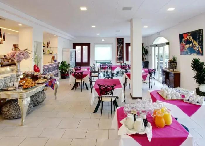 Hotel Eva
