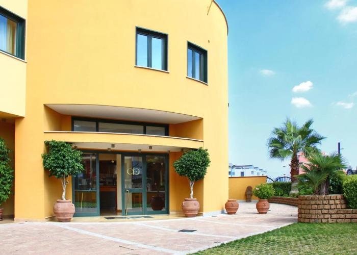 City Hotel