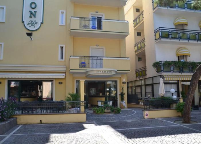 Hotel Ariston