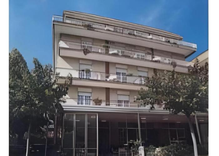 Hotel Holiday
