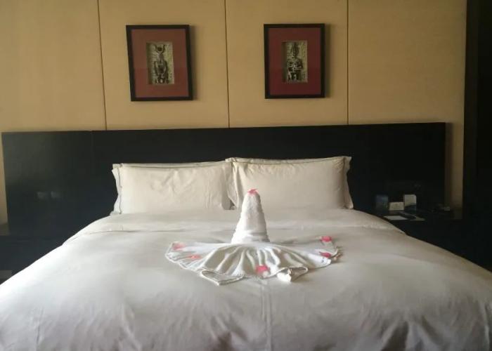 Liyang Hentique Resort & Spa Villa