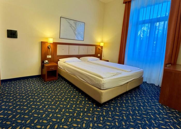 Hotel Benaco