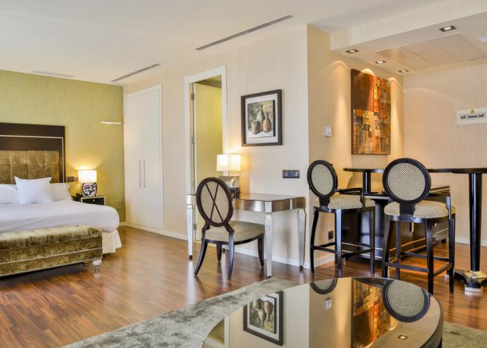 Hotel 525