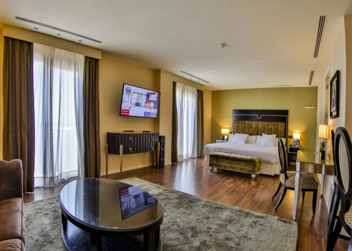 Hotel 525
