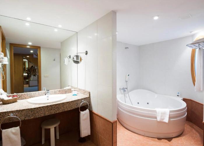 SOMMOS Hotel Benasque Spa