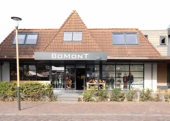 Apartment in Renesse With Garden