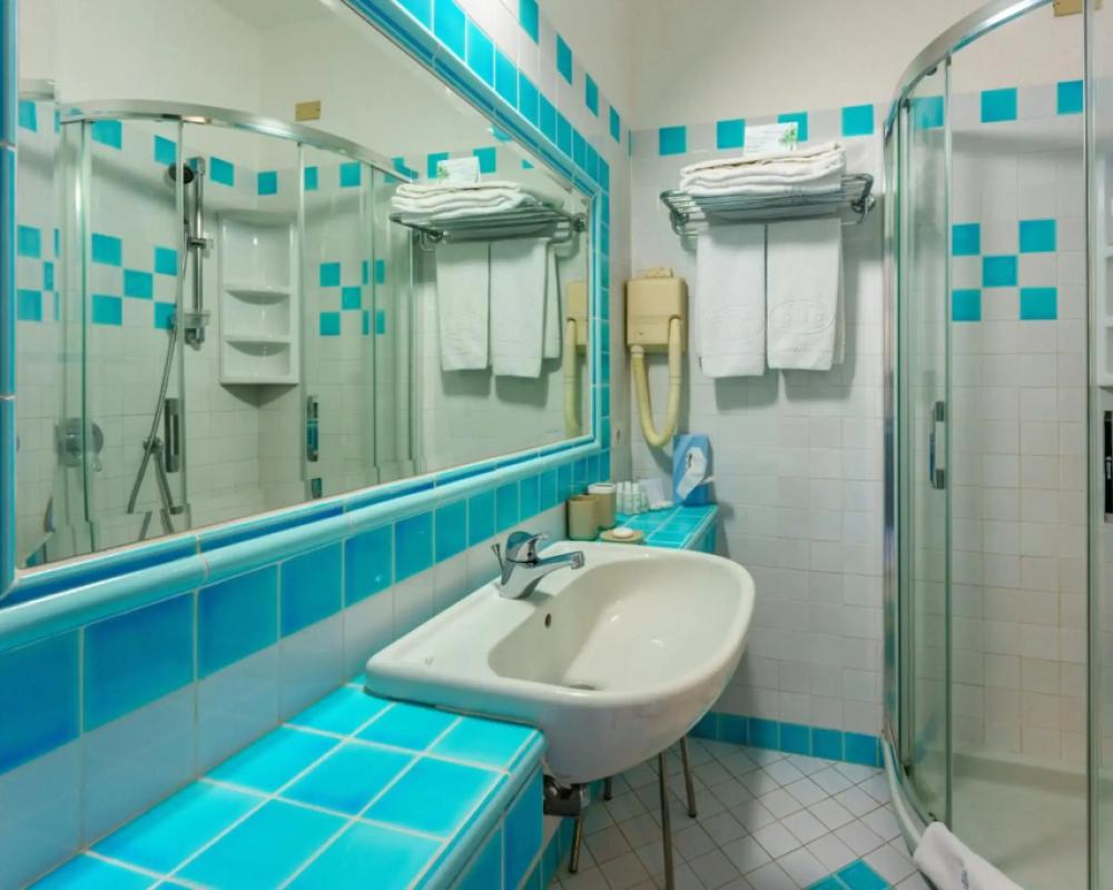 фото Hotel Punta Est