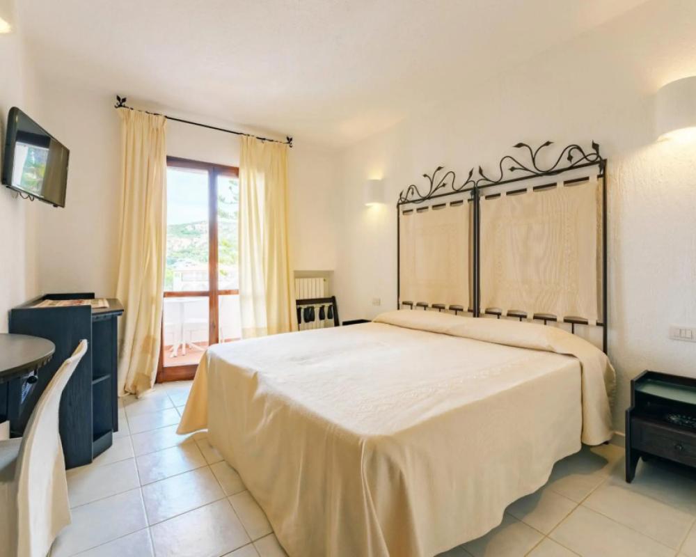 фото Hotel Punta Est