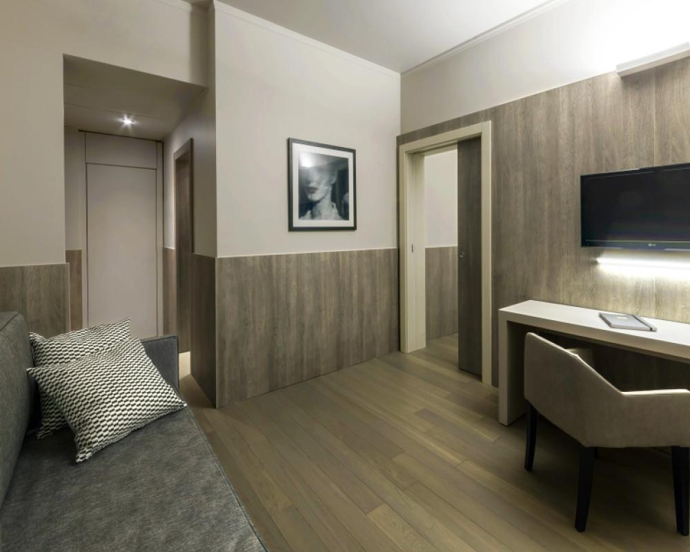 фото Living Hotel