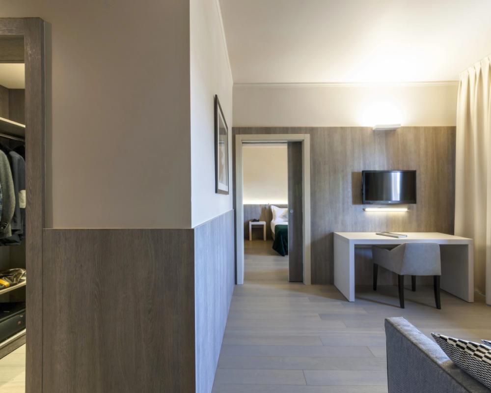 фото Living Hotel