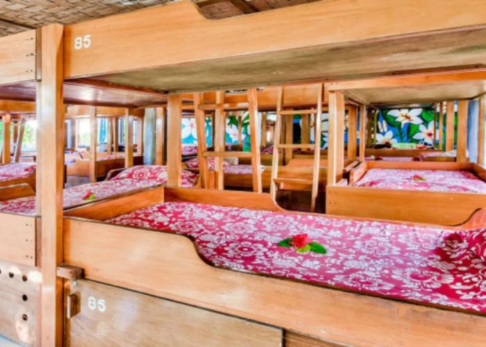 Beachcomber Island Resort