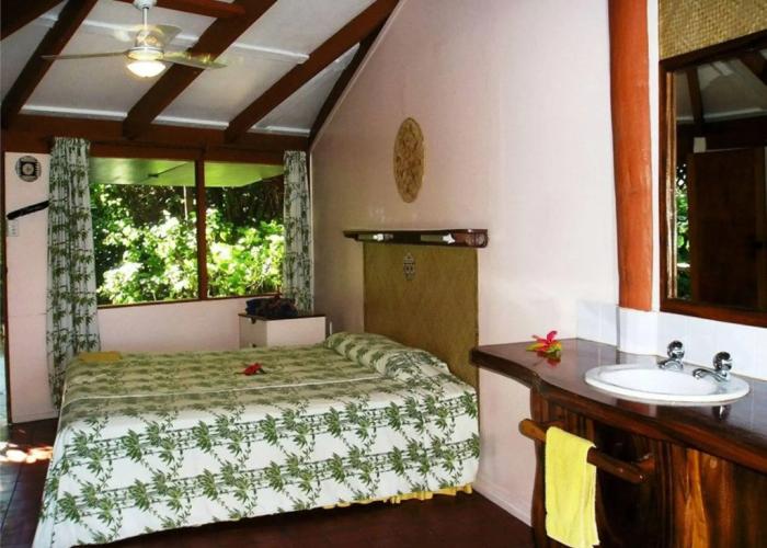 Beachcomber Island Resort