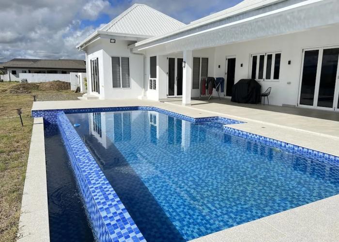 Lake Side Deluxe Villa