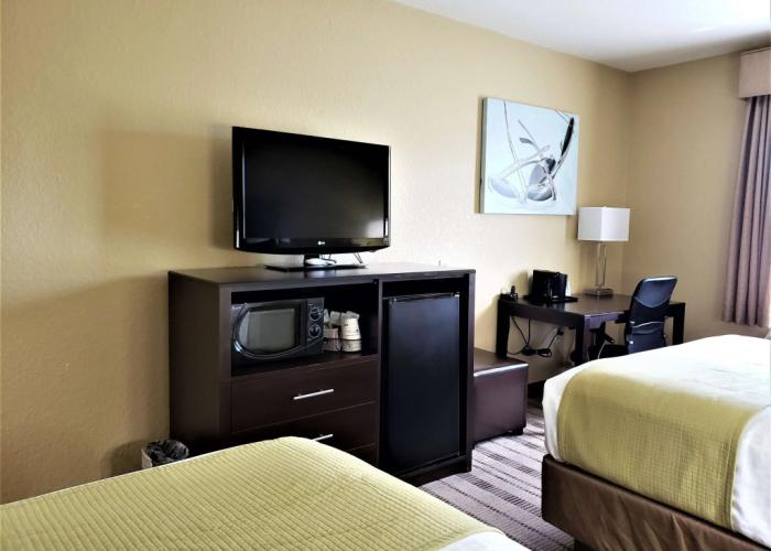 Best Western Edgewater Inn