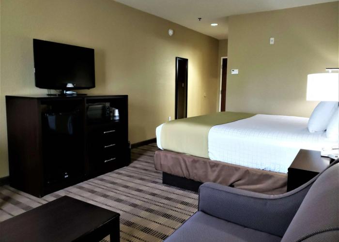 Best Western Edgewater Inn