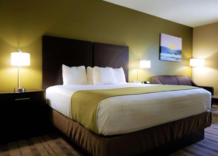 Best Western Edgewater Inn