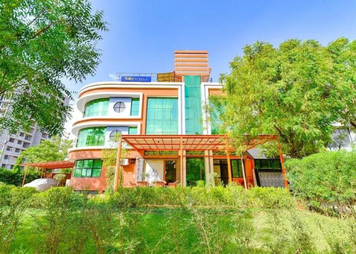 Fabhotel Siddharth Corporate