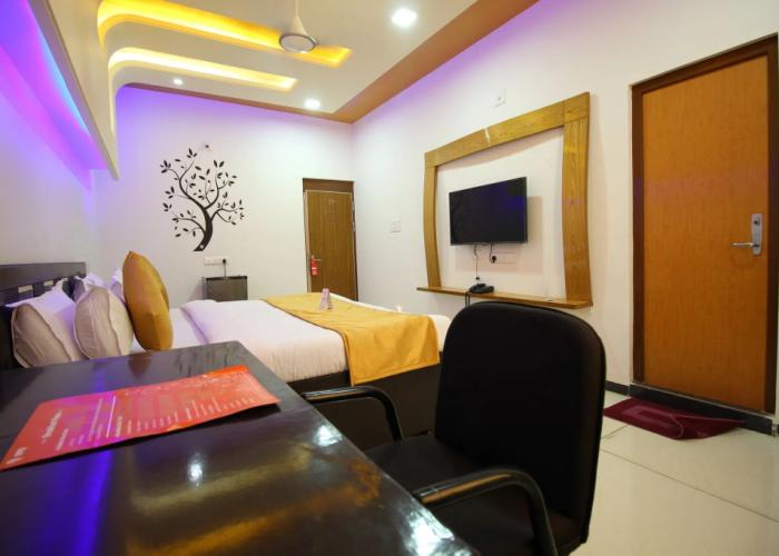 OYO 5584 Hotel Siddharth Inn