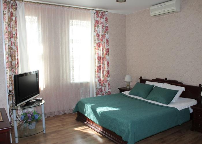Razgulyaj Hotel