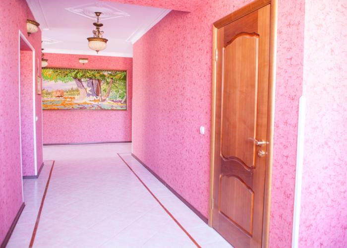 Chetyire Sezona Hotel