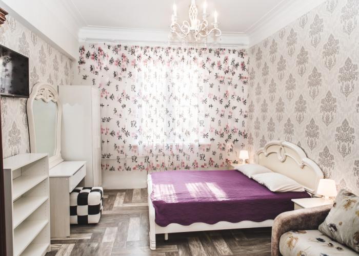 Na Pervomajskom prospekte Apartment