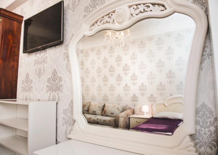 Na Pervomajskom prospekte Apartment