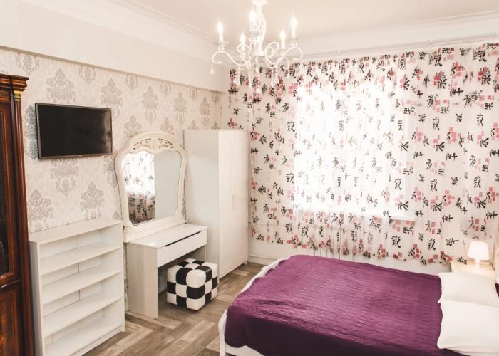 Na Pervomajskom prospekte Apartment