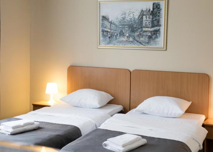 Taym-aut Hotel
