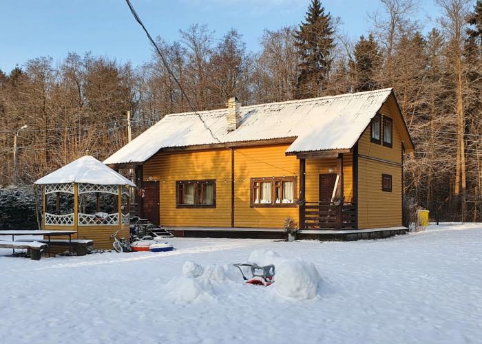 Tarhovka Guest house