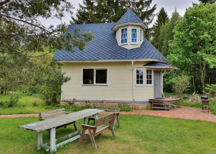 Tarhovka Guest house