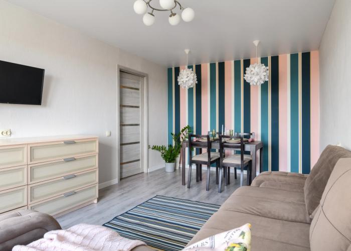 Kvartira S Shikarnym Vidom Na Ozero Razliv Apartments