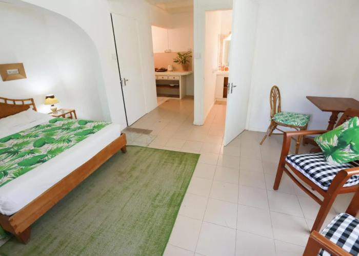 Chantauvent Guesthouse